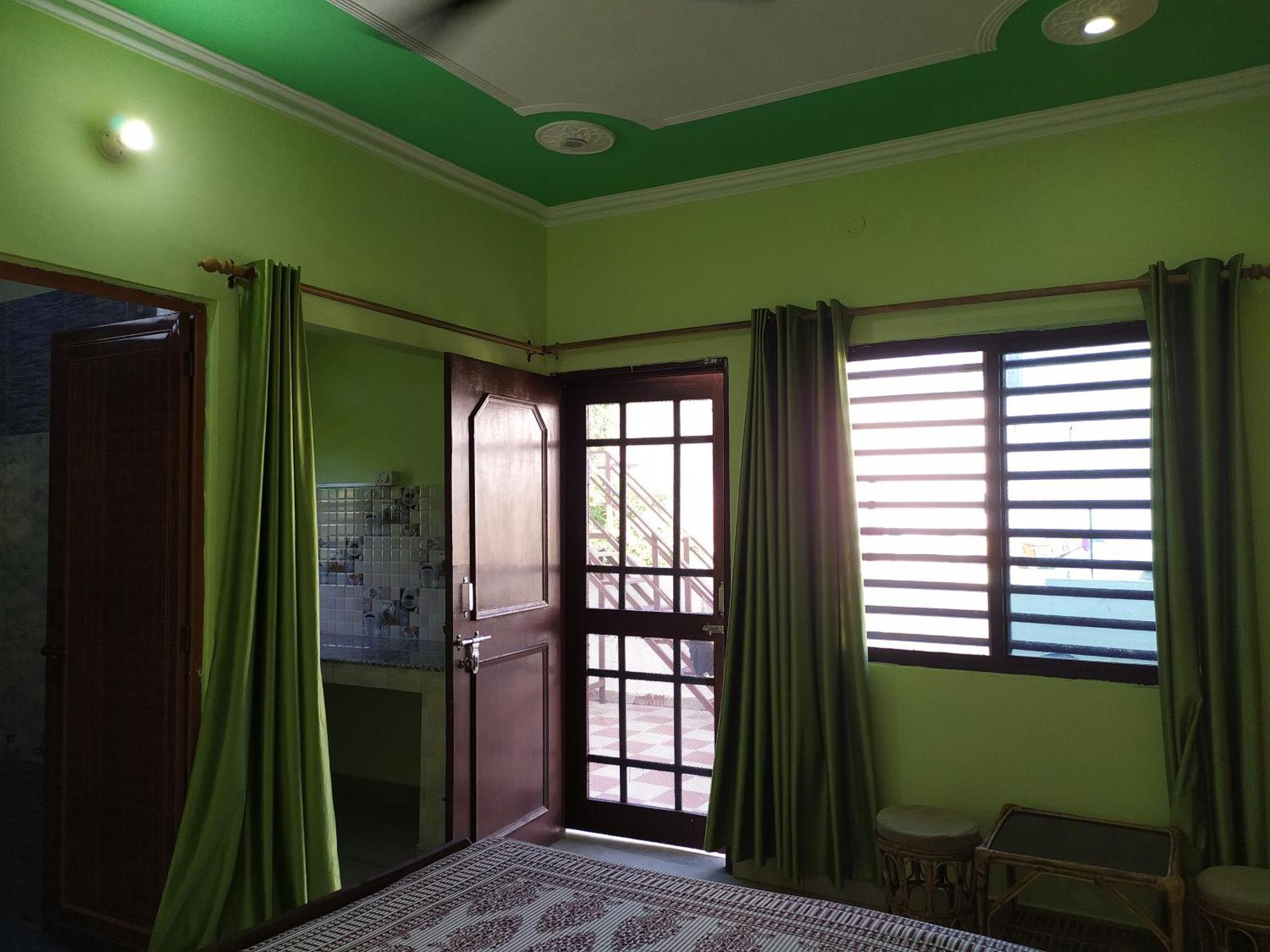 Anjali Home Stay Rishīkesh Værelse billede